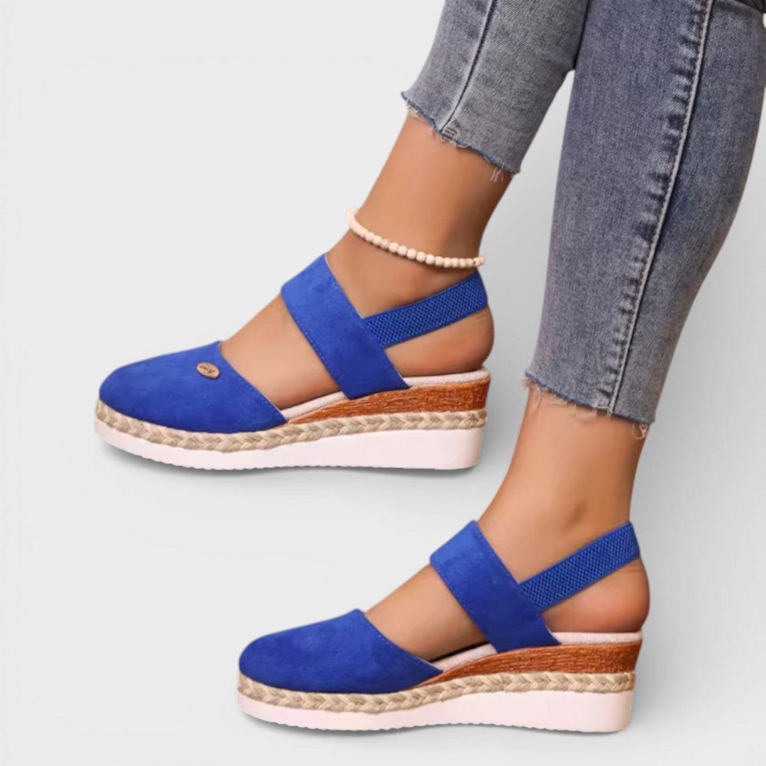 Sandales compensées bout fermé style espadrille Nelvoire — coloris bleu