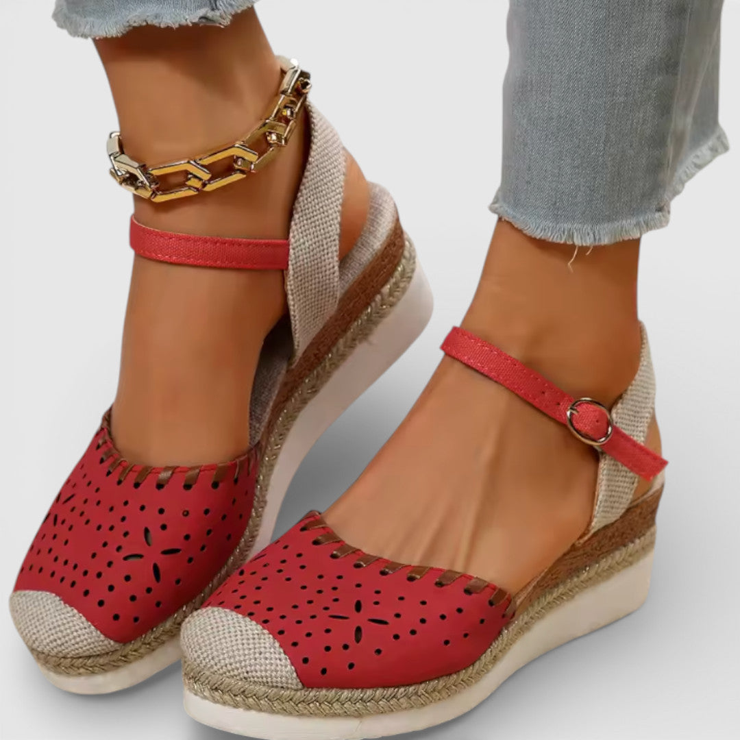 Espadrilles compensées perforées à bout fermé Nelvoire — Blandine, collection femme