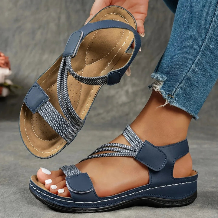 Sandales confort à brides ajustables Nelvoire — coloris bleu