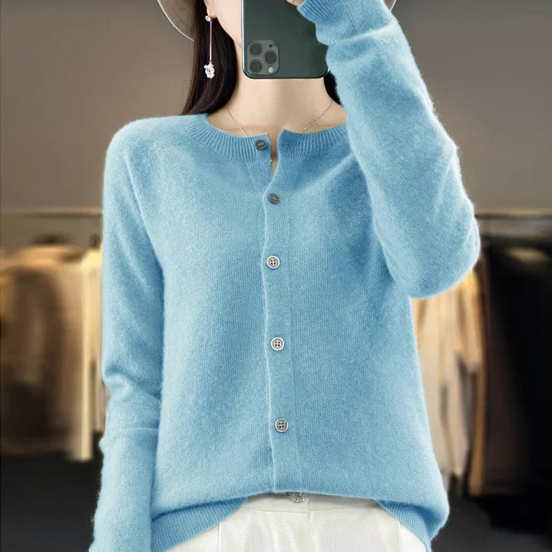 Pull en maille boutonné devant Nelvoire — coloris bleu