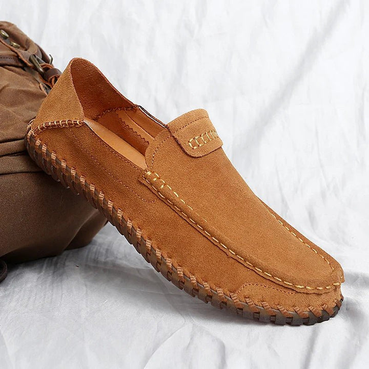 Mocassins classiques en daim Nelvoire — coloris marron
